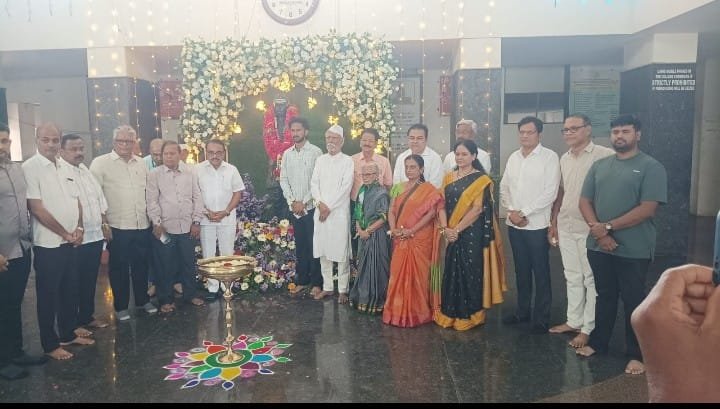 Birthday Celebrations of the Visionary Leader, Philanthropist & Founder President of HKE Society, Late Shri. Mahadevappa Rampure.